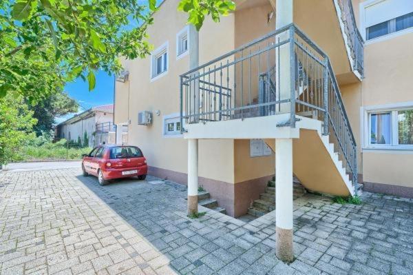 Apartment In Kastel Luksic With Balcony, Air Conditioning, W-Lan, Washing Machine 5107-4 Kaštela Buitenkant foto